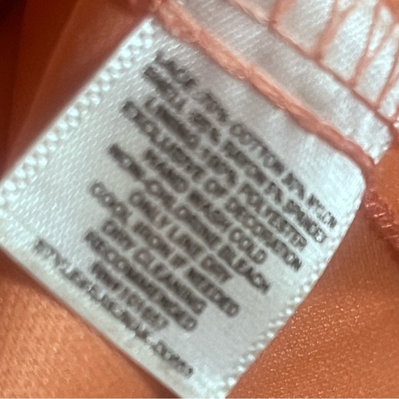 Freebird Elegant Coral Lace Women's Skirt - Picture 7 of 7